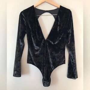 Victoria Secret | Sz M/L Crushed Velvet Plunge Thong Long Sleeve Bodysuit